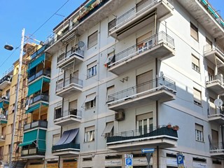 Trilocale in Vendita a La Spezia, zona Mazzetta, 165'000&euro;, 70 m², arredato