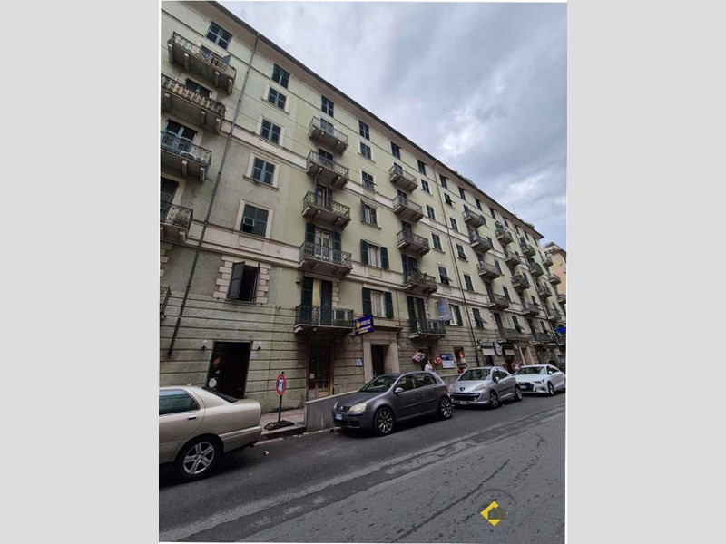 Appartamento in Vendita a Genova, 40'275&euro;, 97 m²