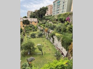 Trilocale in Vendita a Genova, 34'763&euro;, 66 m²