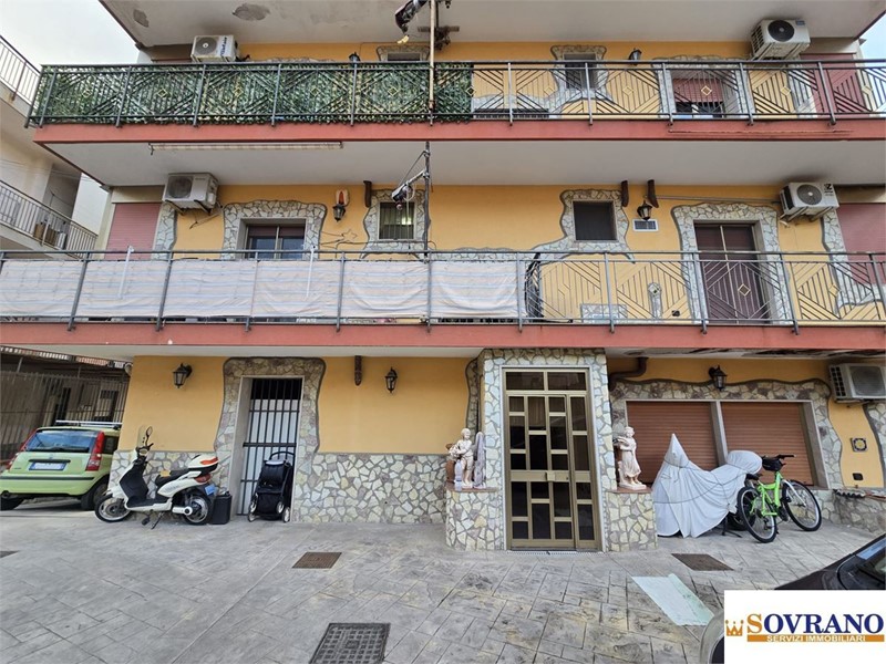 Trilocale in Vendita a Palermo, 129'000&euro;, 100 m²