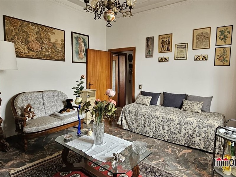 Trilocale in Vendita a Colle di Val D'Elsa, 158'000&euro;, 100 m²