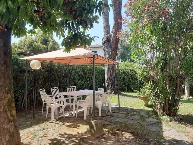 Loft in Affitto a Camaiore, zona Lido di Camaiore, 800&euro;, 35 m², arredato