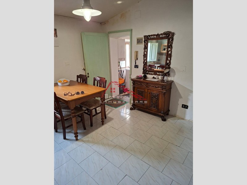 Bilocale in Vendita a Cascina, 65'000&euro;, 40 m², arredato