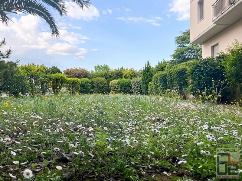 Quadrilocale in Vendita a Vinci, zona Sovigliana, 215'000&euro;, 90 m², con Box