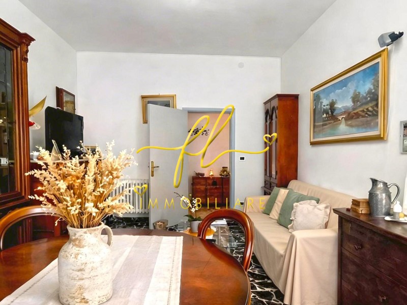 Appartamento in Vendita a Pomarance, 135'000&euro;, 120 m², con Box