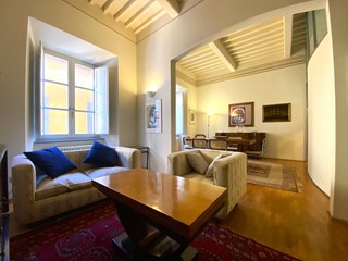 Appartamento in Affitto a Pisa, 1'150&euro;, 145 m², arredato