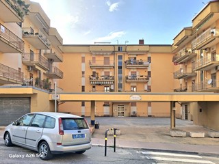 Quadrilocale in Vendita a Montenero di Bisaccia, 60'000&euro;, 155 m²