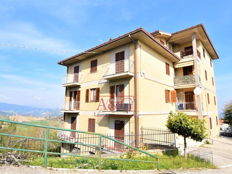 Quadrilocale in Vendita a Montedinove, 45'000&euro;, 60 m²