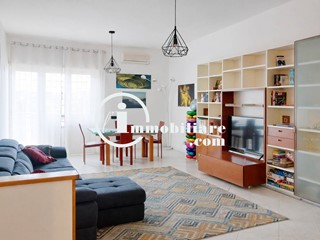 Quadrilocale in Affitto a Roma, 1'000&euro;, 125 m²
