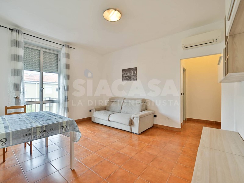 Bilocale in Vendita a Concorezzo, 96'000&euro;, 63 m²