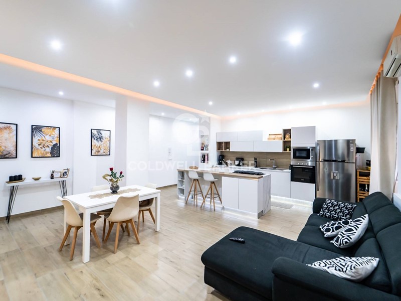 Quadrilocale in Vendita a Catania, 156'000&euro;, 99 m²