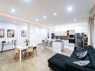 Quadrilocale in Vendita a Catania, 156'000&euro;, 99 m²