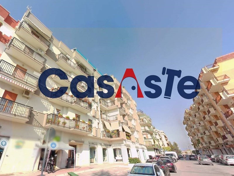 Appartamento in Vendita a Trani, 236'250&euro;, 178 m²