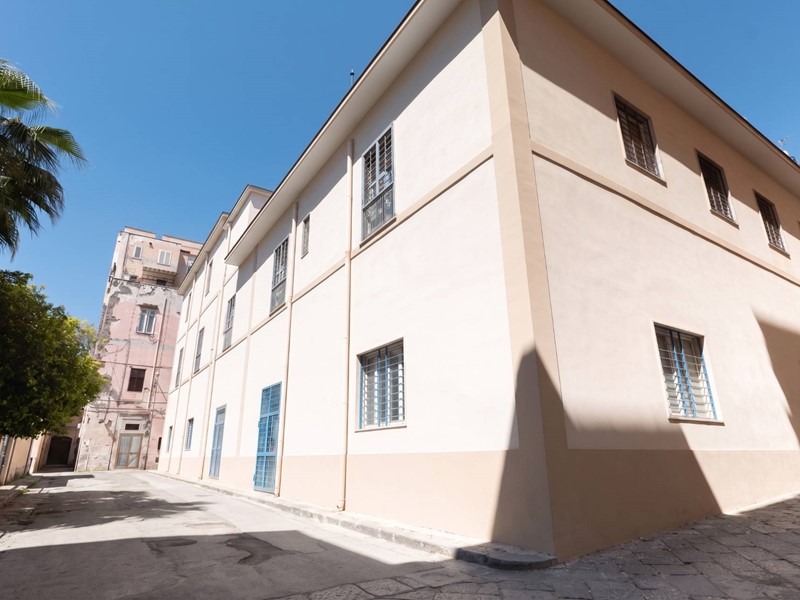 Appartamento in Vendita a Torre Annunziata, 1'900'000&euro;, 2139 m²