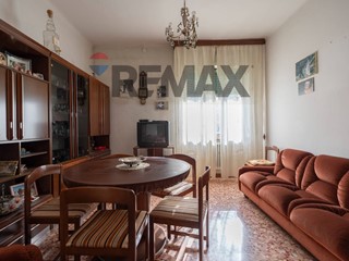 Bilocale in Vendita a Cupramontana, 59'000&euro;, 90 m²