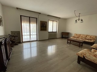Appartamento in Vendita a Pesaro, 400'000&euro;, 202 m²