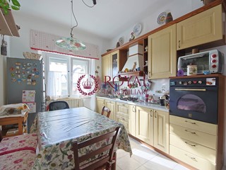 Bilocale in Vendita a Livorno, 128'000&euro;, 65 m²