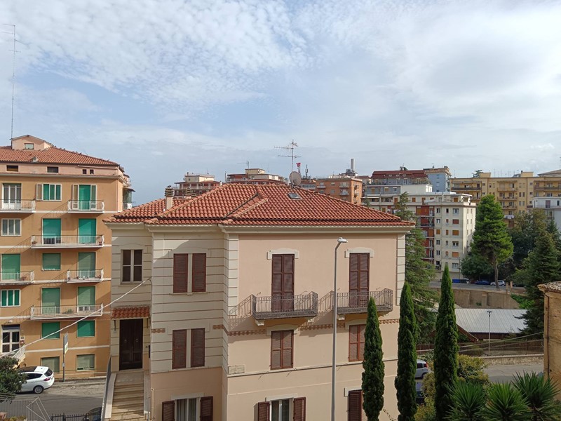 Trilocale in Vendita a Chieti, 125'000&euro;, 80 m²