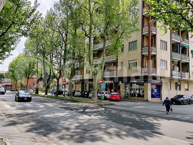 Bilocale in Vendita a Beinasco, 68'000&euro;, 70 m²