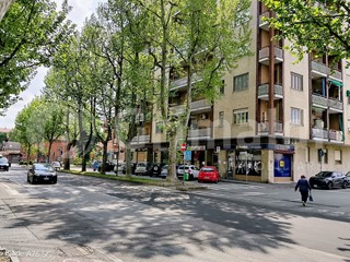 Bilocale in Vendita a Beinasco, 68'000&euro;, 70 m²