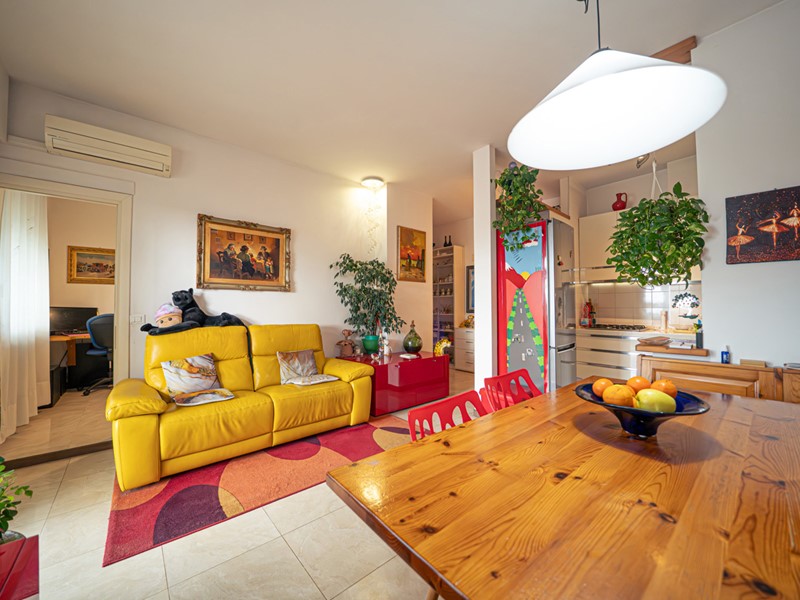 Trilocale in Vendita a Cecina, 150'000&euro;, 80 m²