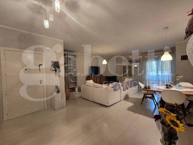 Quadrilocale in Vendita a Tortoreto, 420'000&euro;, 138 m²