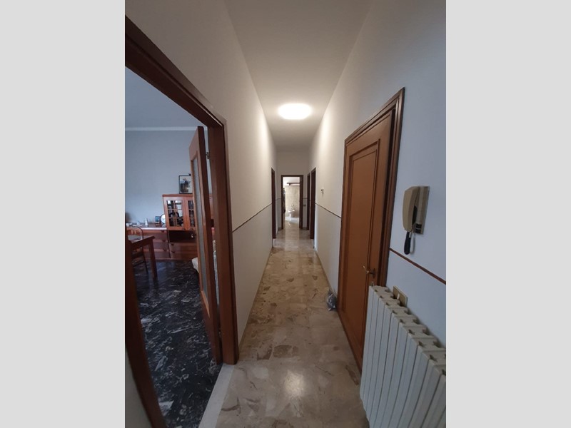 Quadrilocale in Vendita a Salò, 325'000&euro;, 120 m²