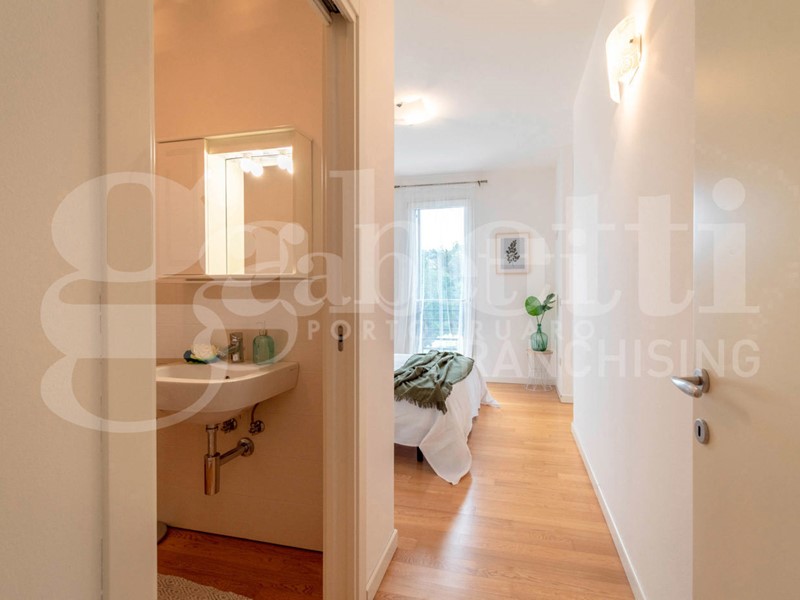 Appartamento in Vendita a Milano, 350'000&euro;, 151 m²