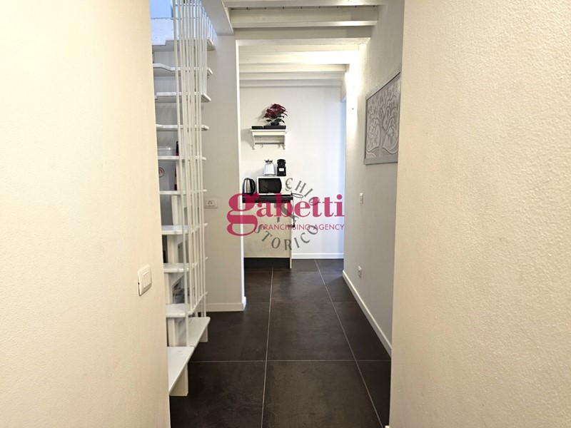 Trilocale in Vendita a Firenze, 330'000&euro;, 66 m², arredato