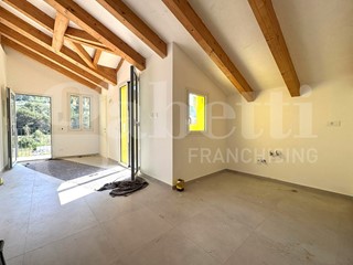 Attico in Vendita a Andora, 155'000&euro;, 50 m²