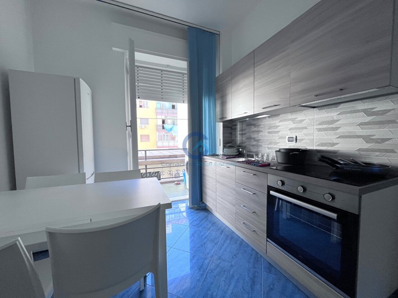 Quadrilocale in Affitto a Catanzaro, zona Lungomare, 2'200&euro;, 95 m², arredato