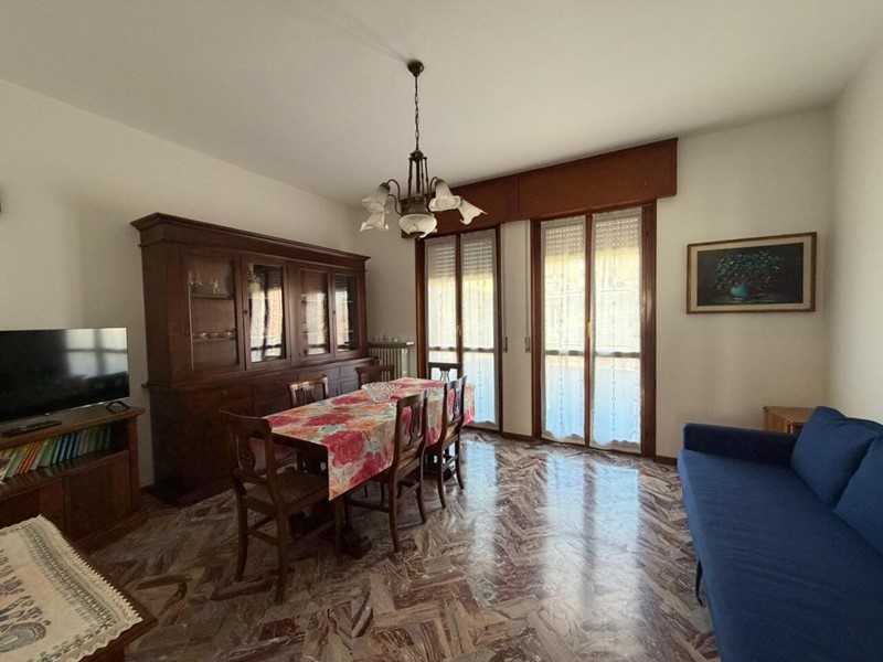 Quadrilocale in Affitto a Parma, 400&euro;, 100 m²