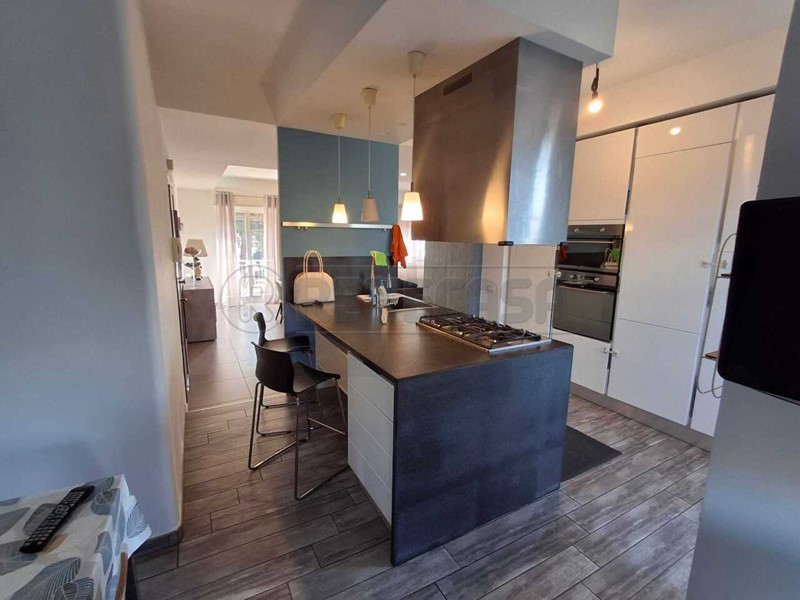 Appartamento in Vendita a Siracusa, 179'000&euro;, 120 m², arredato, con Box