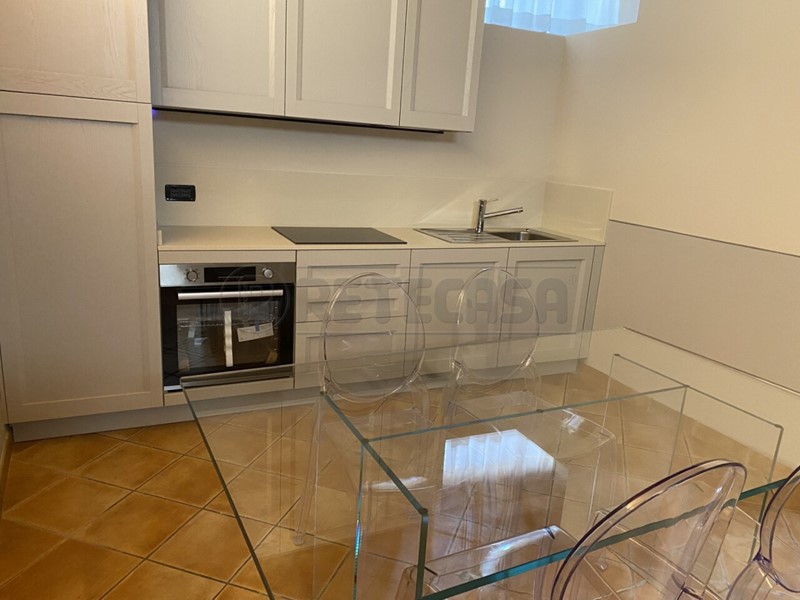 Bilocale in Affitto a Bassano del Grappa, 900&euro;, 60 m², arredato