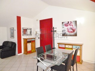 Quadrilocale in Vendita a Zermeghedo, 75'000&euro;, 70 m², arredato, con Box