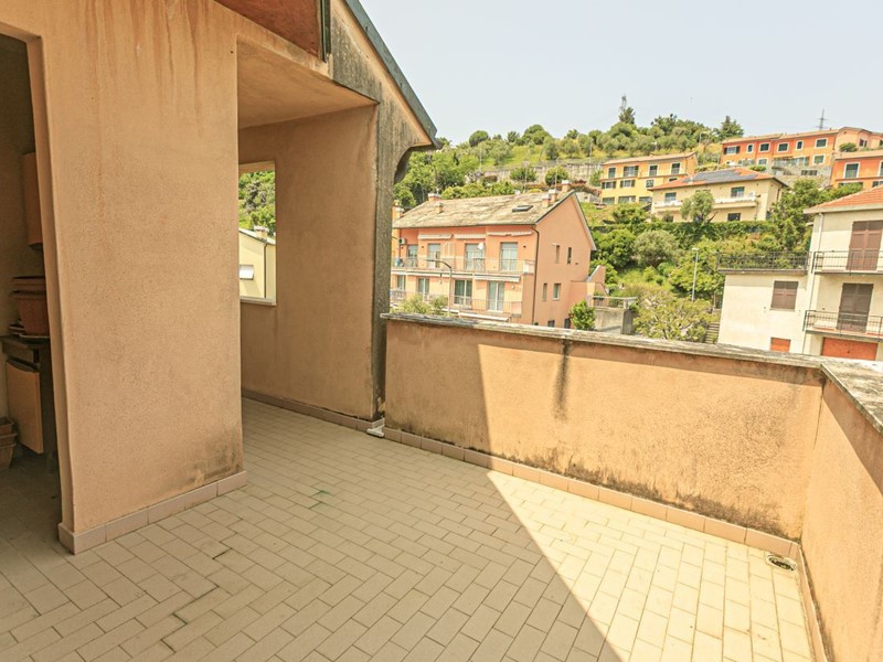 Appartamento in Vendita a Genova, 185'000&euro;, 131 m²