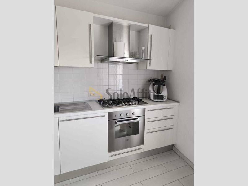 Trilocale in Affitto a Pescara, zona Tiburtina, 1'000&euro;, 80 m², arredato