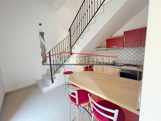 Trilocale in Vendita a Massa, 180'000&euro;, 50 m², arredato