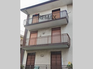 Trilocale in Vendita a Mascali, 100'000&euro;, 66 m²