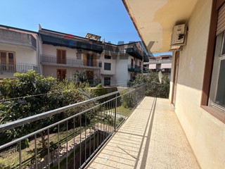 Quadrilocale in Vendita a Aci Catena, 75'000&euro;, 128 m²