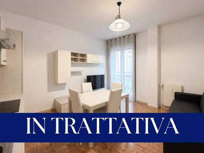 Bilocale in Vendita a Varese, 98'000&euro;, 65 m²