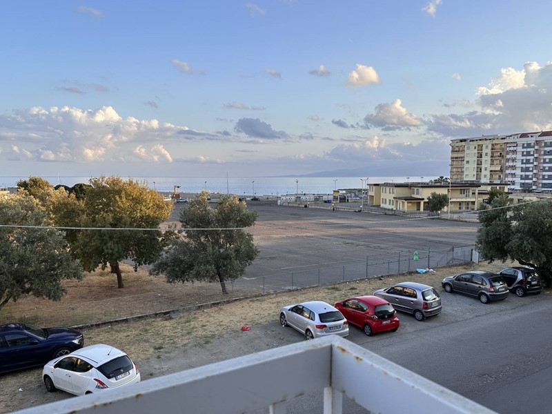 Appartamento in Affitto a Catanzaro, 2'400&euro;, 130 m²