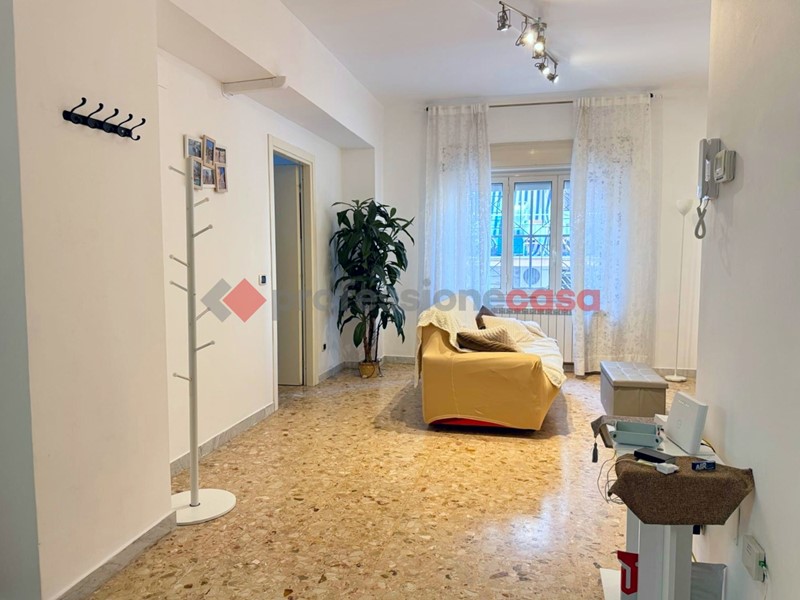 Trilocale in Vendita a Catania, 155'000&euro;, 100 m²
