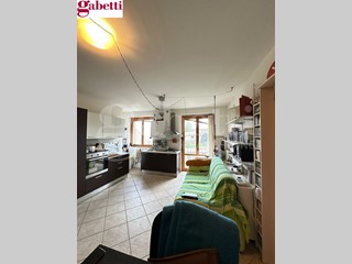 Bilocale in Vendita a Sovicille, 75'000&euro;, 43 m², con Box