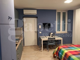 Monolocale in Affitto a Busto Arsizio, 650&euro;, 30 m², arredato