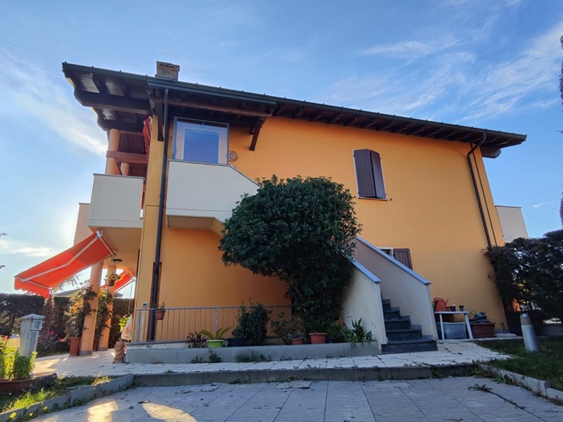 Quadrilocale in Vendita a Guardamiglio, 170'000&euro;, 113 m², con Box