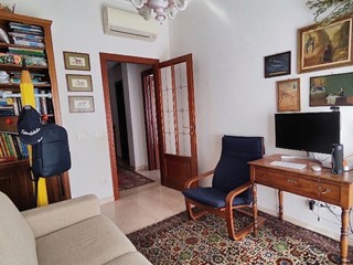 Appartamento in Vendita a Piacenza, 337'000&euro;, 198 m², con Box