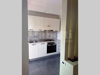 Appartamento in Affitto a Rende, 700&euro;, 150 m², arredato