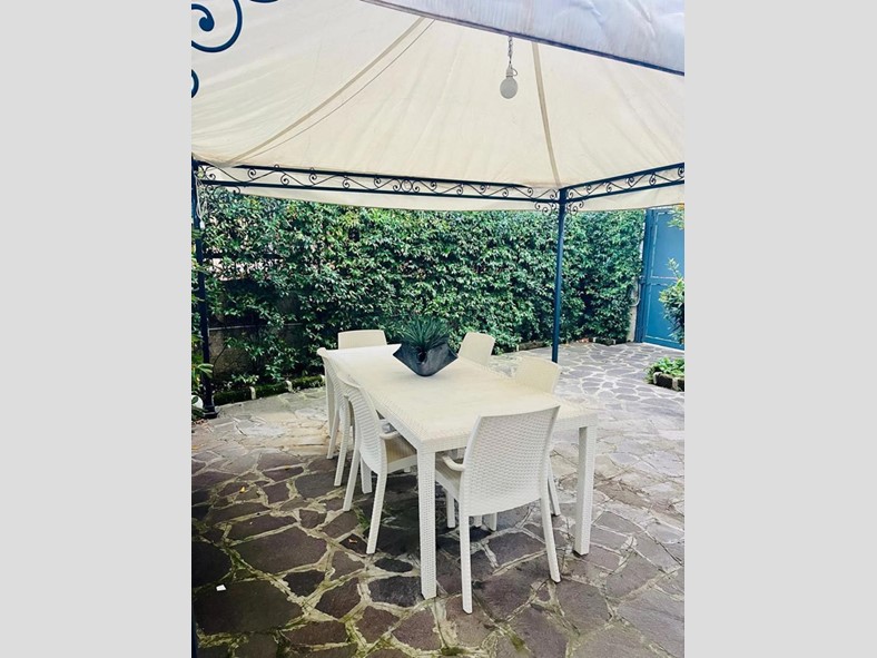 Appartamento in Affitto a Pozzuoli, 1'600&euro;, 80 m², arredato