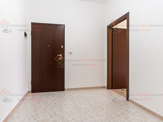 Trilocale in Affitto a Siracusa, zona Tisia Tica Zecchino, 550&euro;, 104 m²